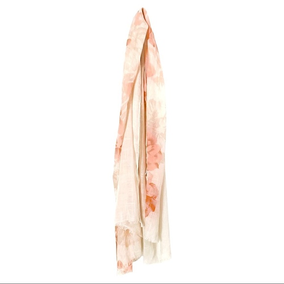 ๐บ Morning Lavender Peach Ivory Fringe Lightweight Scarf Wrap NWT - Picture 3 of 8